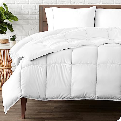 Bare Home Bettdecke - 240 x 220 cm - Ganzjahresdecke Steppdecke - Ultraweich & Atmungsaktiv - Alternative zu Gänsedaunen - Allergikerfreundlich - Premium Komfort für jedes Schlafzimmer (Weiß, Winter)