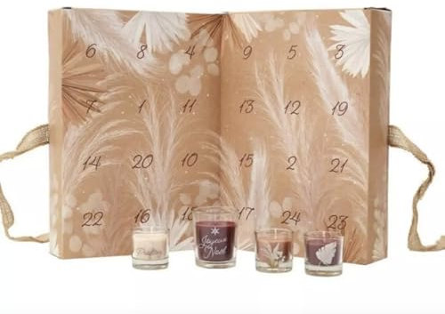 Calendario de Adviento de lujo con 24 velas perfumadas exclusivas, diseño elegante y exquisitas fragancias de invierno, color beige