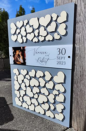 Personalisiertes 3D Gästebuch mit 60 Herzen aus echtem Holz und Acrylfoto - selbst gestalten - Gästebuch Alternative - Für Hochzeit und andere Anlässe (Silbergrau, 60 Herzen (61x42cm))