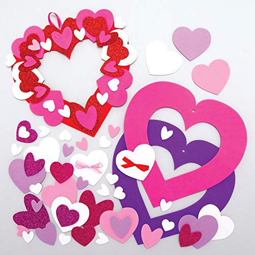 Baker Ross Kranz in Herzform AX733, kreative Bastelei zum Valentinstag und Bastelzubehör für Kinder zum Basteln und Dekorieren, 3 Stück, Mittel