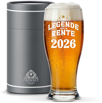 CROWNLY CRYSTAL® Ruhestand Bierglas Gravur 570 ml LEGENDE GEHT IN RENTE 2026 personalisiertes Geschenk für Männer Renteneintritt Papa Kollege Chef Deko Geschenkidee