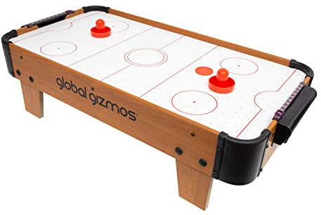 Global Gizmos 55979 Deluxe Tisch-Airhockey-Spiel/Set enthält 2 Schläger & 2 Pucks/leicht und tragbar/batteriebetrieben/71 cm x 37 cm x 21 cm, Weiß