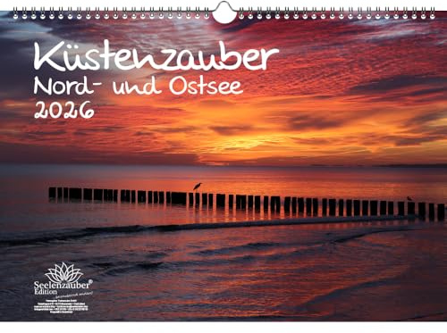 Kustmagi Nord- och Östersjön DIN A3 kalender för 2026 semester havskust – presentset innehåll: 1 x kalender, 1 x julhänge (totalt 2 delar)