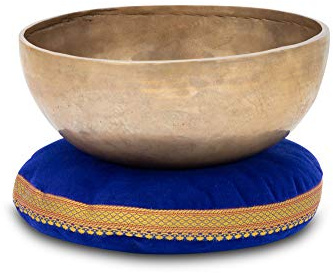 XDrum Omshanti Klangschale 22 cm Set inkl. Kissen, Handgemacht in Indien | Material: Messinglegierung, Durchmesser: ca. 22 cm, Gewicht: ca. 1500 g, Farbe: gold, Runde Form, Durchmesser: 11 cm, Zink