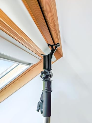 Der Teleskop-Fensterpfosten-Stangenöffner ist so konzipiert, dass er mit VELUX® Skylight Dachfenstern und Rollläden (1.1-2.0m) kompatibel ist