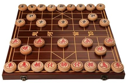Chinesisches Schachspiel-Set, tragbares Xiangqi aus Buchenholz mit faltbarem Holzbrett, Tisch-Strategiespiel for 2 Spieler, for Teenager, Erwachsene und Familien(Size:4.8cm/1.9in)