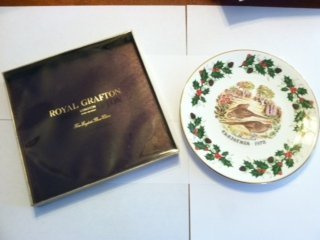 Royal Grafton's Twelve Days of Christmas Collector's Plate Three French Hens