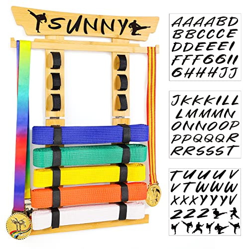 Tilhumt Karate Belt Display Rack, 8 Belt Taekwondo Belt Display Rack with Stickers, Bamboo Martial Arts Belt Display with Medals Hanger