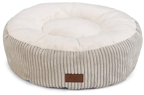 Designed by Lotte Bettchen Ribbed Katzenbett