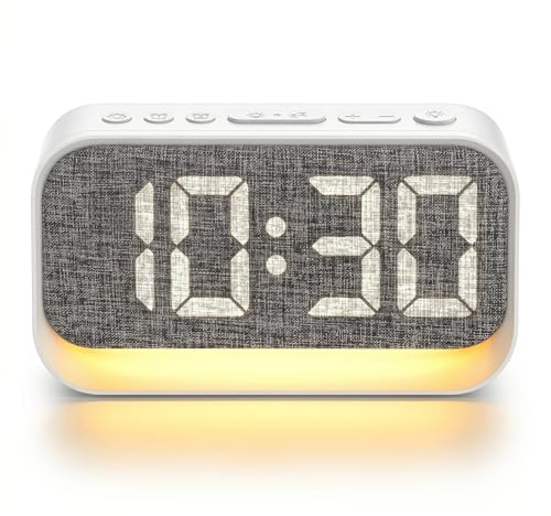 Rizeola Digitaler Wecker, LED Alarm Clock mit Licht, Digitaluhr für Nachttisch/Schreibtisch, Netzbetrieben/Batteriebetrieben, Einstellbare Helligkeit, Snooze
