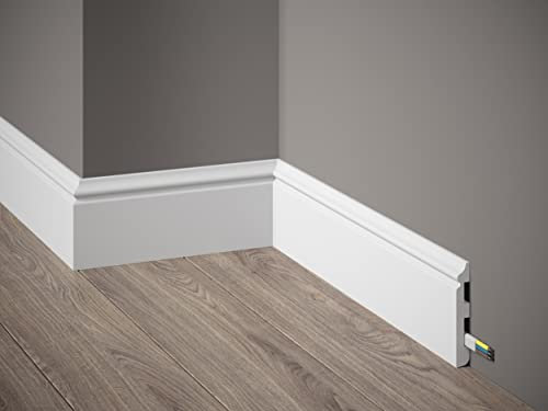 Mardom Decor MD018P - Battiscopa bianco - Robusto listello in stucco - Nasconde efficacemente cavi e installazioni domestiche - Plastica PolyForce di lunga durata - 200 x 2,5 x 1,2 cm