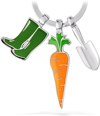 TROIKA Schlüsselanhänger Garden Love Garten Gärtner Gummistiefel, Gartenschaufel, Möhre – Glücksbringer als Geschenk für Hobbygärtner – hochwertiger Metallguss verchromt und Emaille – grün, orange