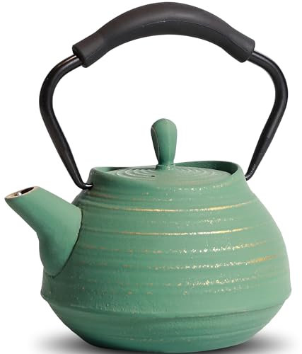 GUANGHEIRON Piccola teiera in ghisa, verde natalizio, 56 ml, bollitore con infusore per tè e caffè, teiera giapponese con motivo a filo rivestito con interno smaltato, manico in silicone
