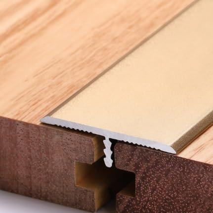 YFQYRB Aluminium Bodenübergangsstreifen Für Holzboden Fliesen, 90cm Vinyl Bodenübergangsleiste, Schneidbar Wasserdicht Abdeckleisten Für Fußböden(Gold,W 1.5cm(0.6in))