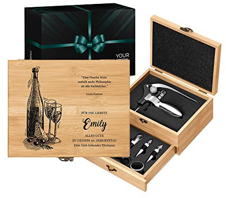 Maverton Weinöffner-Set personalisiert Weinset Sommelier Set - Geschenkbox Holzbox + 8er Weinzubehörset - aus Bambus - Braun - Geschenk zum Geburtstag für Frauen - Zitat