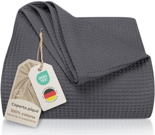 LAYNENBURG Premium Tagesdecke 240 x 260 cm XXL - Waffelpique 100% Baumwolle - leichte Wohndecke Waffeloptik - Baumwolldecke als Bett-Überwurf, Sofa-Überwurf, Couch-Überwurf - Sofa-Decke (anthrazit)