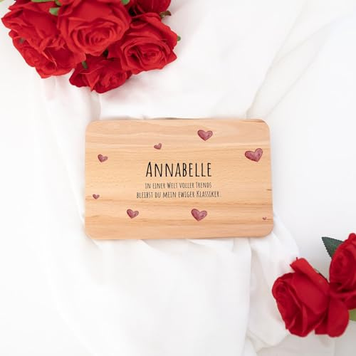 wunderwunsch - Personalisiertes Holzbrett mit Hochwertigem Spezial-Druck - Valentinstag Geschenke für Frauen - Tolle Partner Geschenke zum Valentinstag oder Hochzeitsgeschenke für Brautpaare