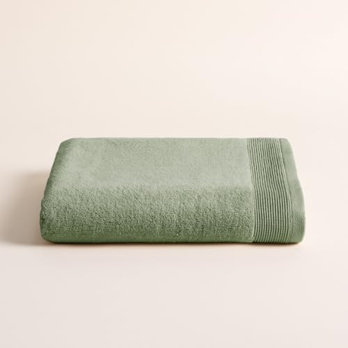 BOHEME | Asciugamano da doccia Harmony | Verde chiaro | 70 x 140 | 100% cotone Zero Twist | 600 g/m² | Morbido, assorbente e ad asciugatura rapida | Lavabile in lavatrice | Uso quotidiano