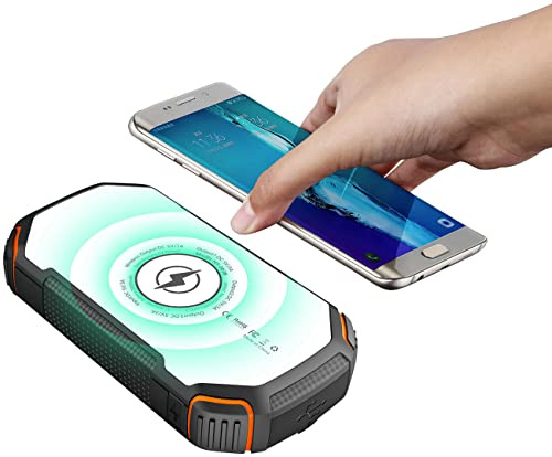revolt Ladestation: Solar-Powerbank mit 20 Ah, Qi-kompatibel, USB-C, 15 W, SOS-Licht, IP54 (Powerbank mit Taschenlampe, mit Induktion, in)