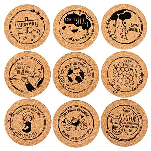 Untersetzer aus Kork mit lustigen Sprüchen | 9er-Set Bedruckte Glasuntersetzer 9 cm DM| Naturkork Unterlage für Biergläser, Weingläser, Tassen & Küche | Geschenkidee für WG, Party & Haushalt