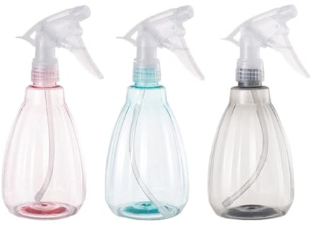 NIYANGLE Sprühflaschen Praktische Gießkannen 3 Stück aus Kunststoff 550ml für Vielseitige Bewässerung Wiederverwendbar und Tragbar für Garten und Küche