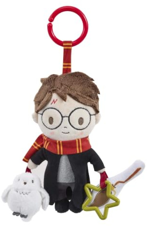 Harry Potter On the Go Activity Toy - Carrozzina e passeggino con clip giocattolo per neonati con scopa increspata e gufo che squittisce, giocattolo sensoriale di Harry Potter per bambini, accessorio