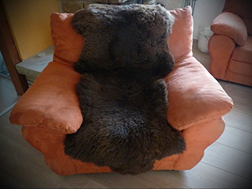 Echter Lammfell Sesselschoner komplett aus Naturfellen 190x70cm braun