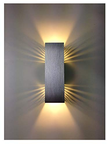 SpiceLED Wandleuchte | ShineLED-14 | Schalter | 2x7W Warmweiß | hell silbernes Gehäuse | Schatteneffekt | High-Power LED Wandlampe