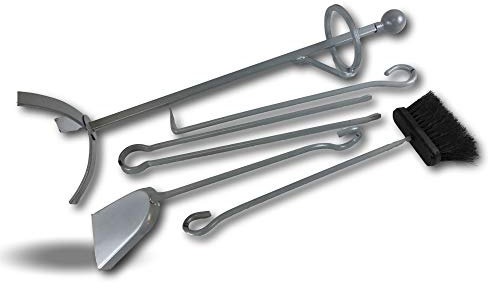 Serviteur cheminée Jupiter fer forgé gris | Entretien poêle à bois barbecue cheminée | 5 pièces : support pince à bûches tisonnier pelle à cendre balai | H 74 cm | Esthétique robuste | Kibros 4SC0565