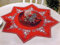 KAMACA Stickpackung in ROT in Sternen - Form Stickdecke 75x75 cm Stielstich Spannstich Plattstich vorgezeichnet Baumwolle Stickset mit Stickvorlage Weihnachten (Stern der Weihnacht 75x75 cm)