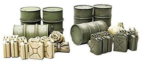 Tamiya Jerry Can Set 32510 - Set de bidones Y latas de combustible alemanes, escala 1:48