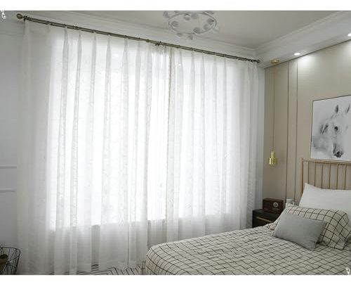 Beydodo Gardinen Wohnzimmer 2er Set Weiß, Vorhänge Lichtdurchlässig Haken 132x229CM Stickerei mit Gestreift Motiv Gardinenschals Polyester Halbtransparent Schiebevorhänge Schlafzimmer Küche