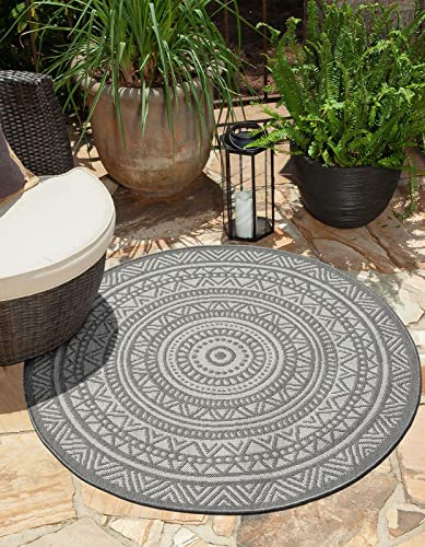 the carpet Mistra - robuster Outdoor Teppich, modern, Wetterfest & UV-beständig, für Balkon, Terrasse und Wintergarten Aber auch für die Küche geeignet, flachgewebt, Grau, 120 x 120 cm Rund