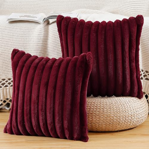 Madizz 2er Set Kunstpelz Plüsch Dekorative Kissenbezüge Flauschig Gestreifte Weich Dekorative Kissenbezug für Sofa Schlafzimmer Kissen Shell Burgund 60 x 60 cm