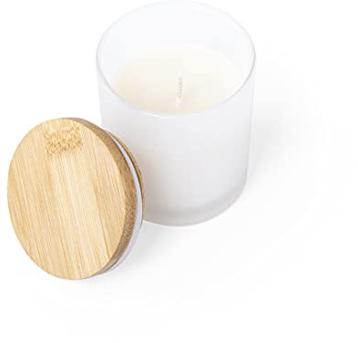 Original vela de línea nature con aroma vainilla. Fabricada en cristal, con tapón de bambú y presentada en atractiva caja individual de diseño eco.