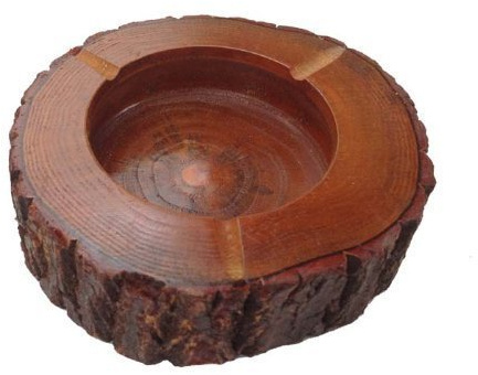 Aschenbecher aus Holz