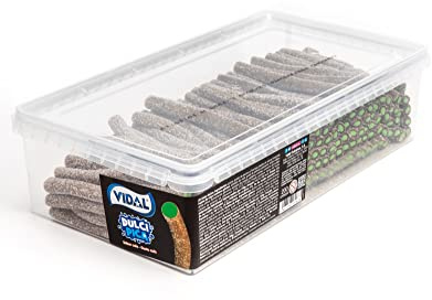 Vidal Golosinas Dulcipica Cola. Regaliz relleno con intenso sabor a cola y cubierto de pica. Color marrón y verde. Envase 200 unidades.