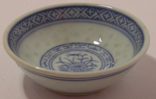 Assiette à soupe / petit bol - diamètre 6,5cm - motif grains de riz