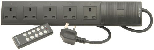 Electrovision AVS120-2M 5 GANG EXTENSION LEAD WITH REMOTE CONTROL Conforms to BS1363/A and BS5733/A