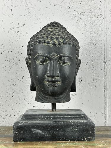 Bali Möbel Buddha Kopf auf Steinplatte - Höhe 45cm, handgefertigte Stein Skulptur, für Innen & Außen, ideal als Garten Statue & Garten Deko, frost- & wetterfest, Maße (BxTxH) 30x25x45cm