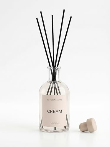BOHORIA Raumdiffuser Cream 250 ml – Pudriger Raumduft mit Zitrus, Rose, Maiglöckchen & Moschus – Duftstäbchen für Wohnzimmer, Bad & Schlafzimmer – Made in EU