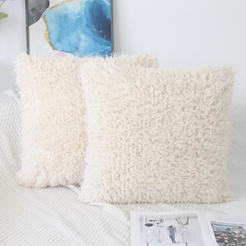OYIMUA Beige Cushion Covers 45 x 45 Set of 2 Faux Fur luxury Decorative Pillows Soft Fluffy Cushion Cover Square Pillow Cases 18x18 Inches Scatter Cushions Covers Modern Farmhouse Home Decor