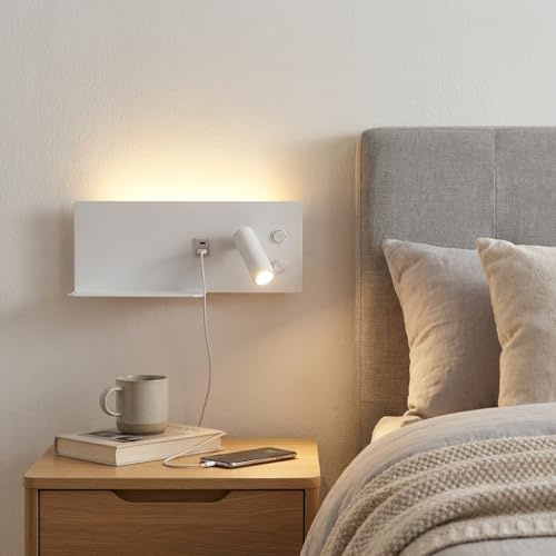 Alpinaluz Applique Mural LED Blanc avec Spot Droit Orientable pour Chambre Tête de Lit, Lumière d'Ambiance 2700K, Charge USB-C + USB-A, Étagère Métallique et Interrupteurs Indépendants