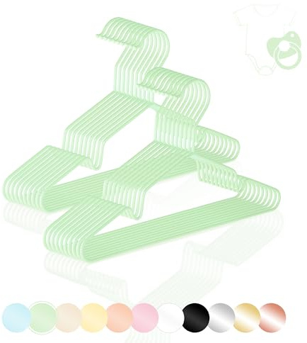 ROW&LINE® – Kinder Kleiderbügel (30 cm) – 20 Stück (Pastell grün) – platzsparende Baby Kleiderbügel – belastbar mit Schwerer Kleidung – Puppenbügel für Ordnung & einheitliche Optik im Kleiderschrank