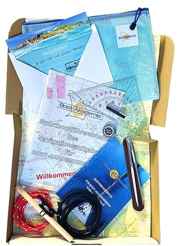 Navigations-Komplettset SBF See & SKS – Kursdreieck, Anlegedreieck, Marinezirkel, Navigationsaufgaben mit Lösungen, Skipperhandbuch, Knotenstab, 2 Leinen, Lupe, Kompass & 50-Euro-Wertgutschein
