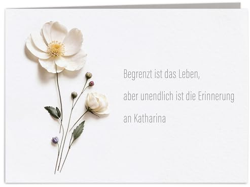 Trauerkarte mit Umschlag personalisierte Beileidskarte besonderes Trauergeschenk mit Namen & Foto einer Blume Klappkarte mit Umschlag 14,8 x 10,5 cm (Querformat)