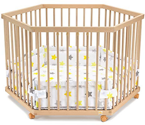 FabiMax Baby Laufgitter 6-eck, stufenlos höhenverstellbar, mit Schlupfsprossen, Laufstall aus massivem Buchenholz (Gelbe Sterne)