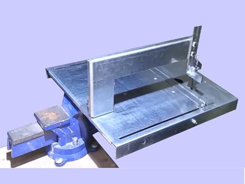 Mesa de sierra de calar con guía de rodillos y soporte adicional para tornillo de banco