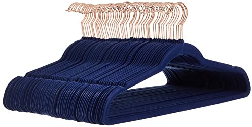 Amazon Basics Confezione da 50 grucce sottili con superficie antiscivolo in velluto - Blu navy/Oro rosa