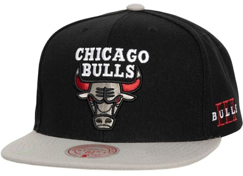 Mitchell & Ness Snapback Cap NBA Core III Chicago Bulls Black/Grey